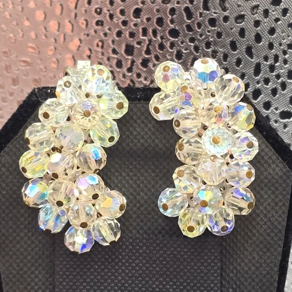 Vintage Faceted AB Coated Beads Cluster Ear Climber Clip On Earrings - Picture 2 of 7